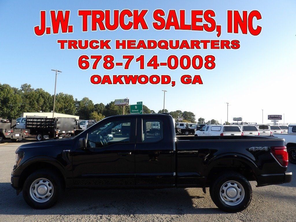 Used 2024 Ford F150 XL AWD/4WD image 2