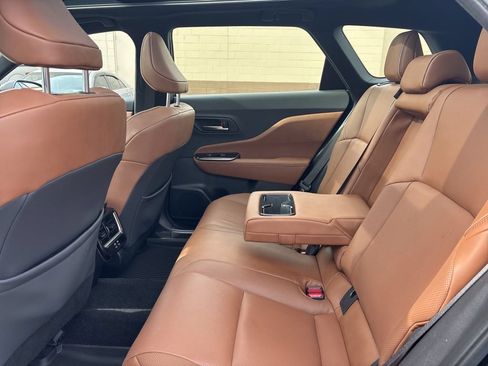 Used 2025 Toyota Crown Signia w/ Advanced Technology Package AWD/4WD image 32
