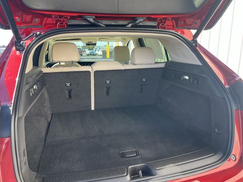 Used 2023 Buick Envision Avenir image 10