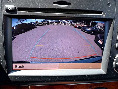 Used 2012 Mercedes-Benz GL 450 4MATIC image 27
