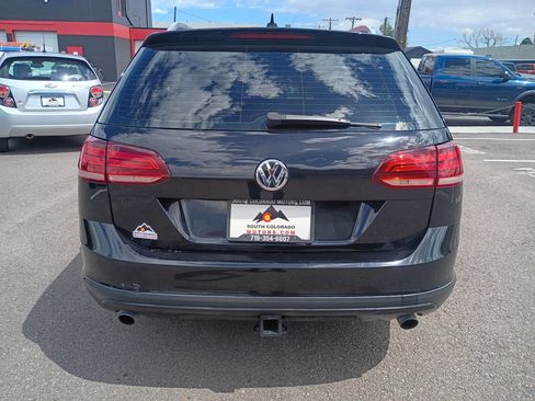 Used 2019 Volkswagen Golf Alltrack S AWD/4WD image 6