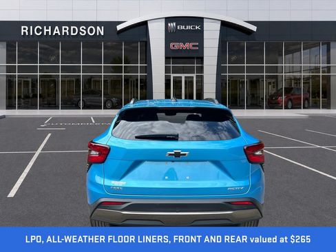 Used 2025 Chevrolet Trax ACTIV w/ Driver Confidence Package FWD image 4