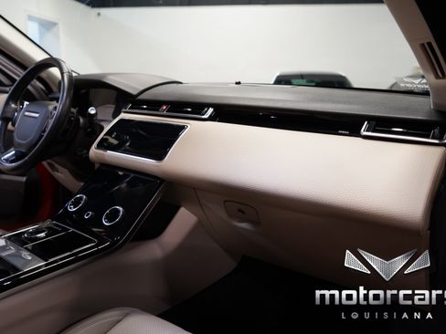 Used 2018 Land Rover Range Rover Velar S AWD/4WD image 28
