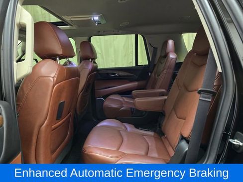 Used 2020 Cadillac Escalade Premium Luxury AWD/4WD image 32