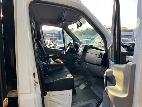 Used 2017 Mercedes-Benz Sprinter 3500 image 24