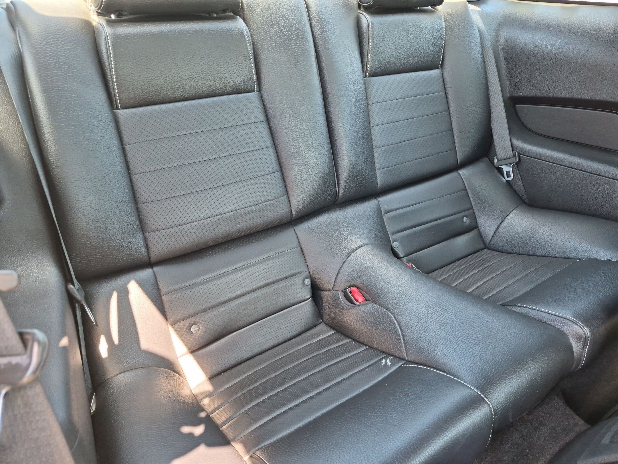 Used 2012 Ford Mustang Premium RWD image 26