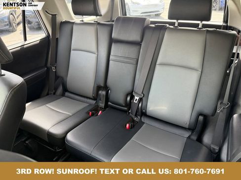 Used 2024 Toyota 4Runner SR5 Premium w/ Moonroof Package AWD/4WD image 34