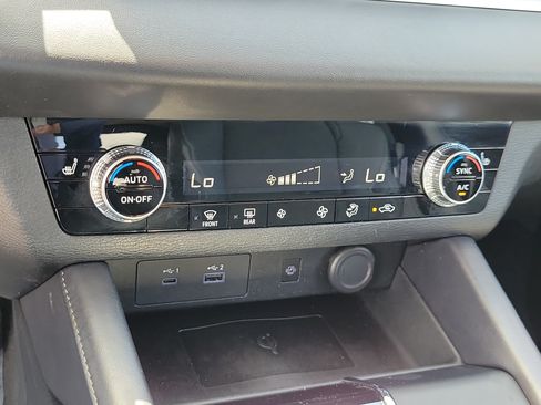 Used 2024 Mitsubishi Outlander SE FWD image 24