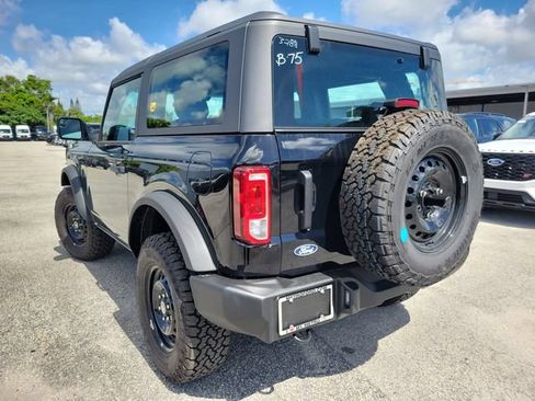 New 2026 Ford Bronco 2-Door AWD/4WD image 4
