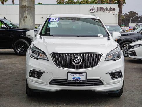 Used 2017 Buick Envision Essence FWD image 2
