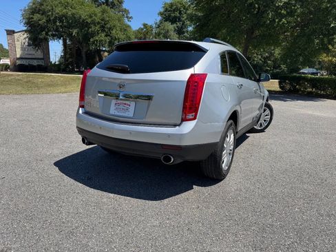Used 2011 Cadillac SRX Luxury FWD image 35