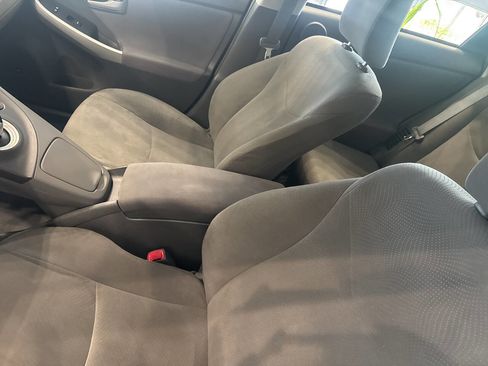 Used 2010 Toyota Prius Two FWD image 17