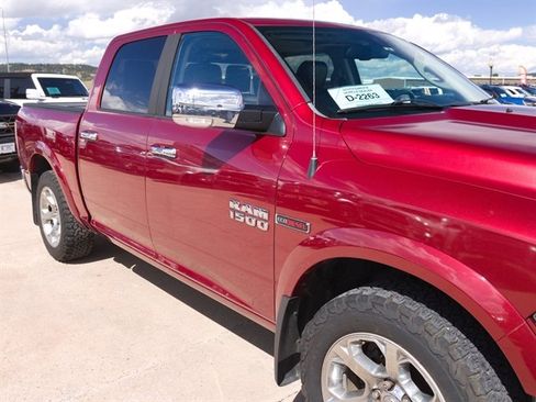 Used 2015 RAM 1500 Laramie w/ Convenience Group AWD/4WD image 11