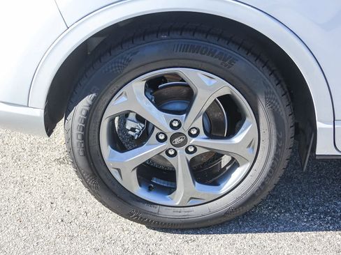 Used 2023 Ford Escape ST-Line image 8