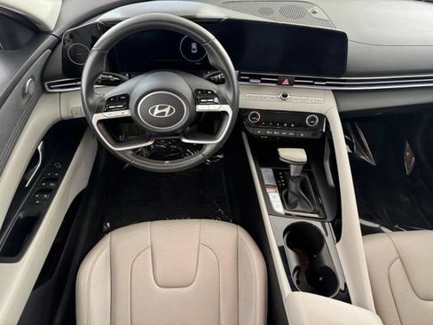 Used 2024 Hyundai Elantra Limited FWD image 22