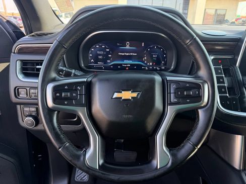 Used 2023 Chevrolet Suburban LT AWD/4WD image 29
