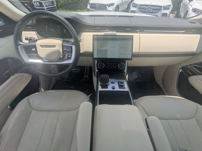 Used 2023 Land Rover Range Rover SE
