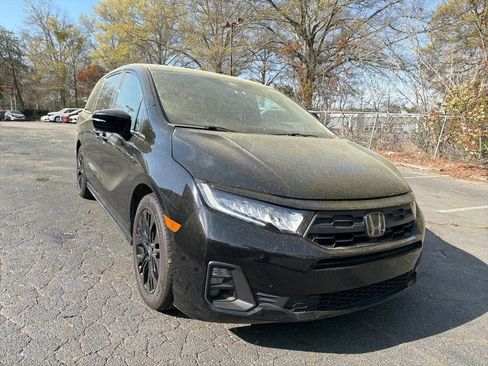 Used 2025 Honda Odyssey Sport-L image 3