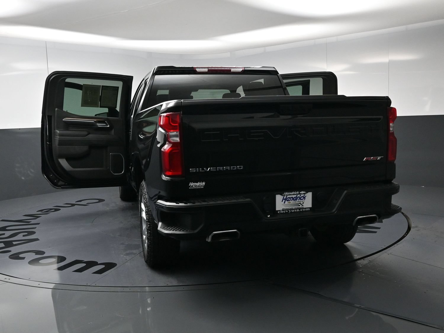 Used 2024 Chevrolet Silverado 1500 RST w/ Z71 Off-Road Package AWD/4WD image 28
