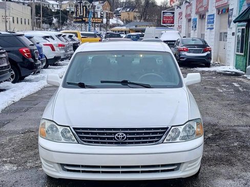 Used 2004 Toyota Avalon XLS image 3