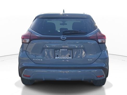 Certified 2023 Nissan Kicks SV image 6