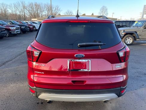 Used 2019 Ford Escape SEL image 4