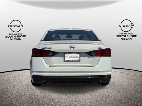 Certified 2025 Nissan Altima 2.5 SR FWD image 6