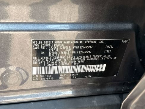 Used 2025 Toyota RAV4 LE AWD/4WD image 27