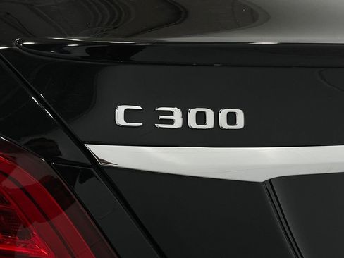 Used 2019 Mercedes-Benz C 300 4MATIC Sedan image 37