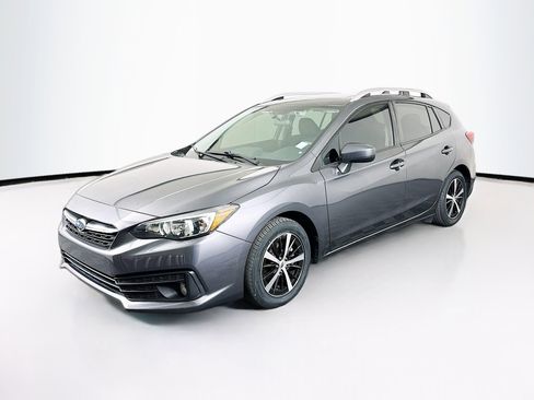 Used 2022 Subaru Impreza Premium image 3