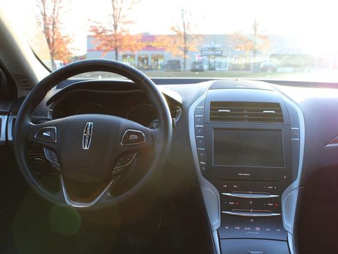 Used 2015 Lincoln MKZ w/ Equipment Group 102A Reserve image 92