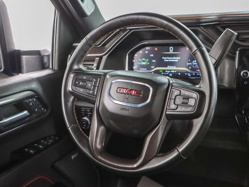 Used 2024 GMC Sierra 2500 AT4 w/ AT4 Premium Plus Package AWD/4WD image 13