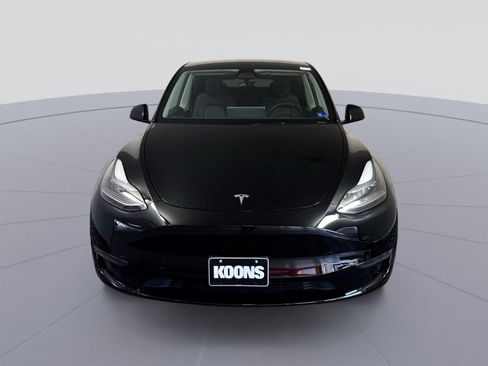 Used 2024 Tesla Model Y Long Range AWD/4WD image 11