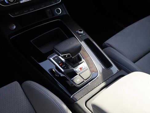 Used 2022 Audi SQ5 Premium w/ Convenience Package image 23