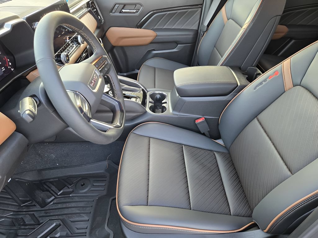 New 2026 GMC Canyon AT4 w/ Technology Plus Package AWD/4WD image 10
