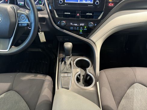 Used 2023 Toyota Camry LE image 16