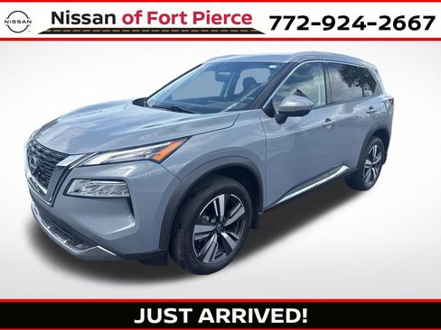 Certified 2023 Nissan Rogue SL FWD image 1
