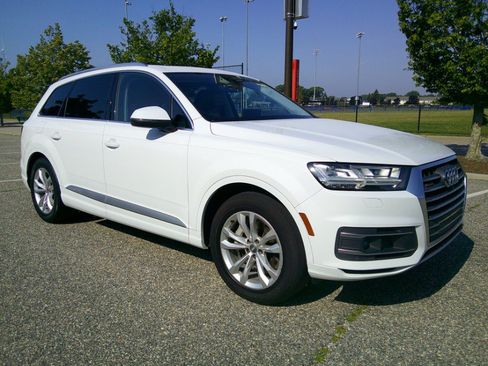 Used 2018 Audi Q7 3.0T Premium Plus w/ Premium Plus Package AWD/4WD image 5