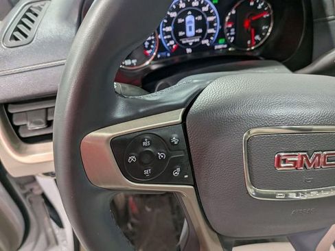Used 2023 GMC Terrain Denali w/ Denali Premium Package AWD/4WD image 19