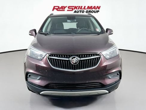 Used 2018 Buick Encore Preferred FWD image 2