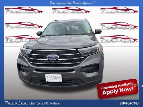 Used 2020 Ford Explorer XLT AWD/4WD image 2