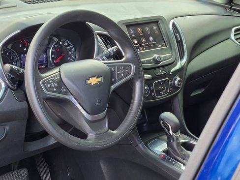 Certified 2022 Chevrolet Equinox LT FWD image 24