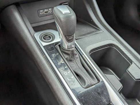 Used 2023 Nissan Sentra SV image 12