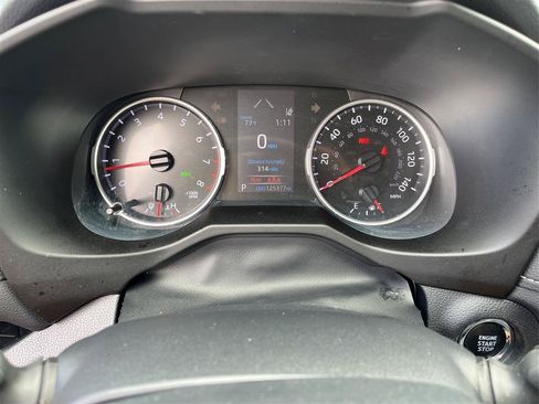 Used 2019 Toyota RAV4 XLE w/ Convenience Package AWD/4WD image 16
