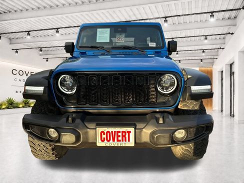 Used 2024 Jeep Wrangler Unlimited Sport AWD/4WD image 3