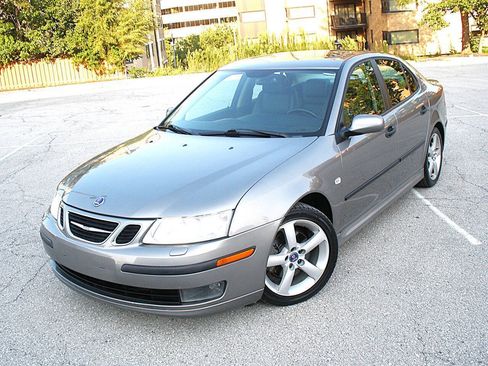 Used 2003 Saab 9-3 Arc FWD image 2