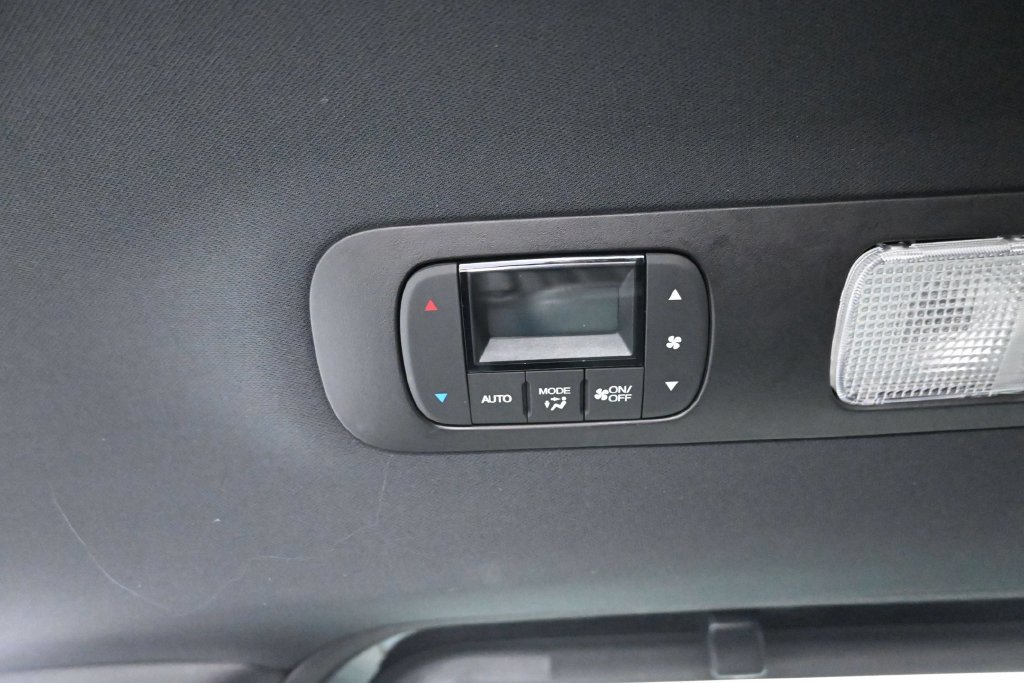 Used 2023 Honda Odyssey Sport image 17