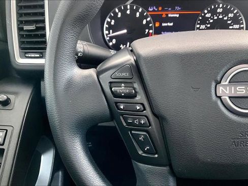 Certified 2022 Nissan Frontier SV w/ Technology Package image 22