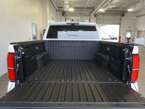 New 2025 Toyota Tacoma TRD Off-Road image 20