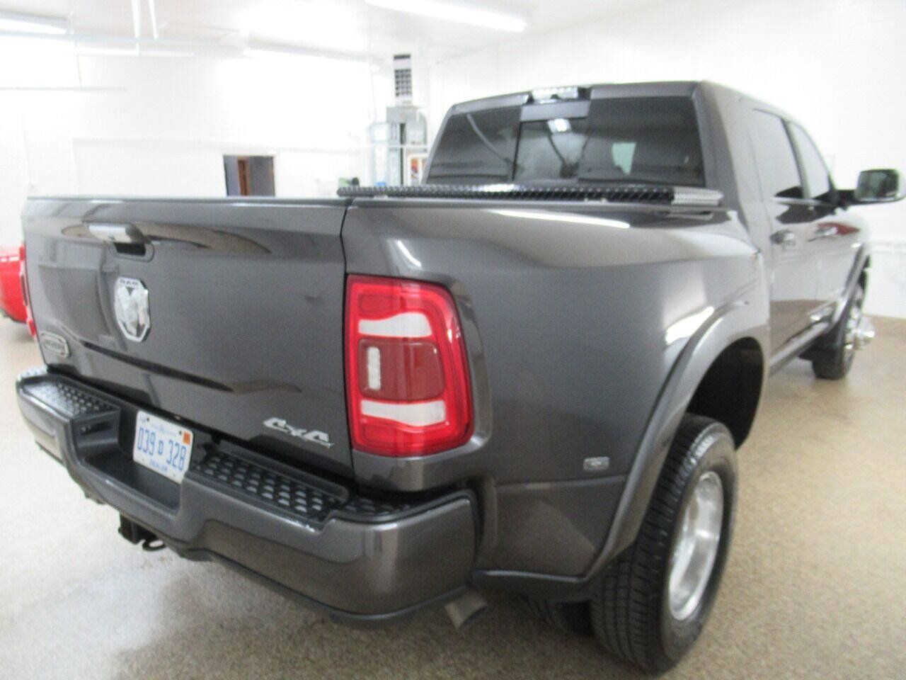 Used 2021 RAM 3500 Limited AWD/4WD image 4